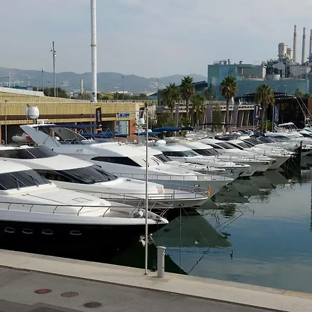 Boat Barcelona Botel Sant Adria de Besos
