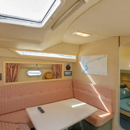 Botel Boat Barcelona