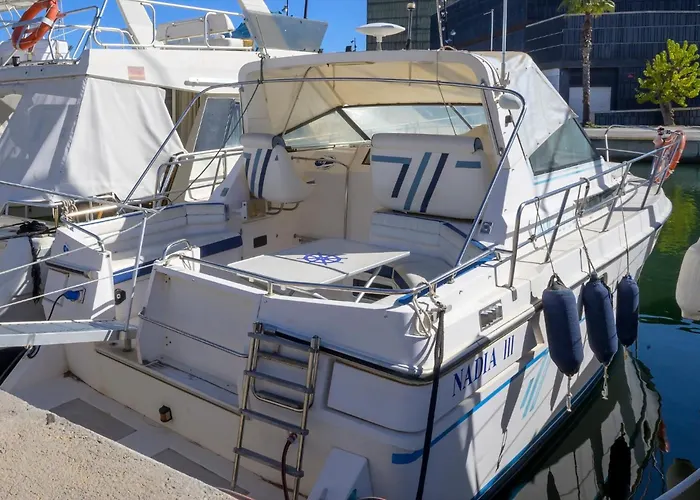 Boat Barcelona Botel