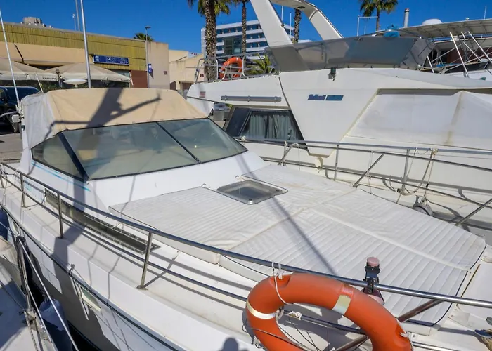 Botel Boat Barcelona